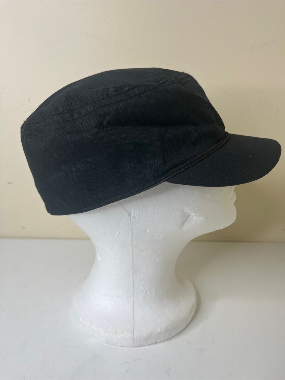 Billabong Black Y2K-era Cadet Aesthetic Cap with Gray Floral Stitching size M/L - Picture 3 of 6